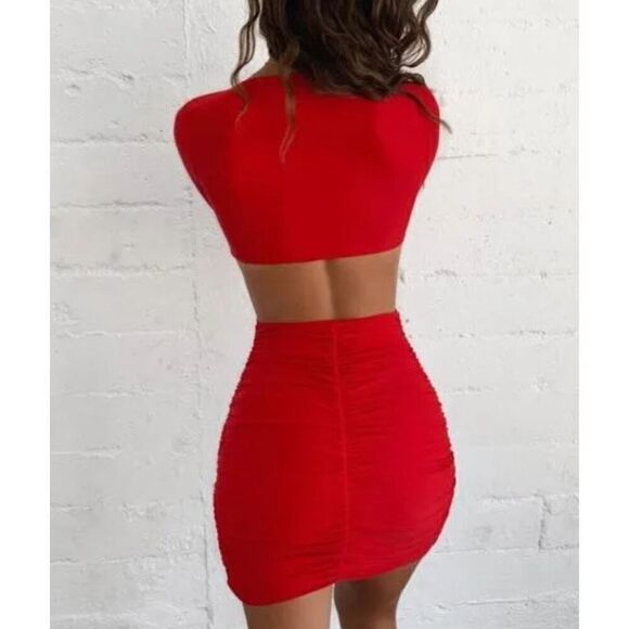 NWT Tiger Mist Kya Dress Ruched Bodycon Red Sexy Bare Midriff Size Small - Picture 2 of 12